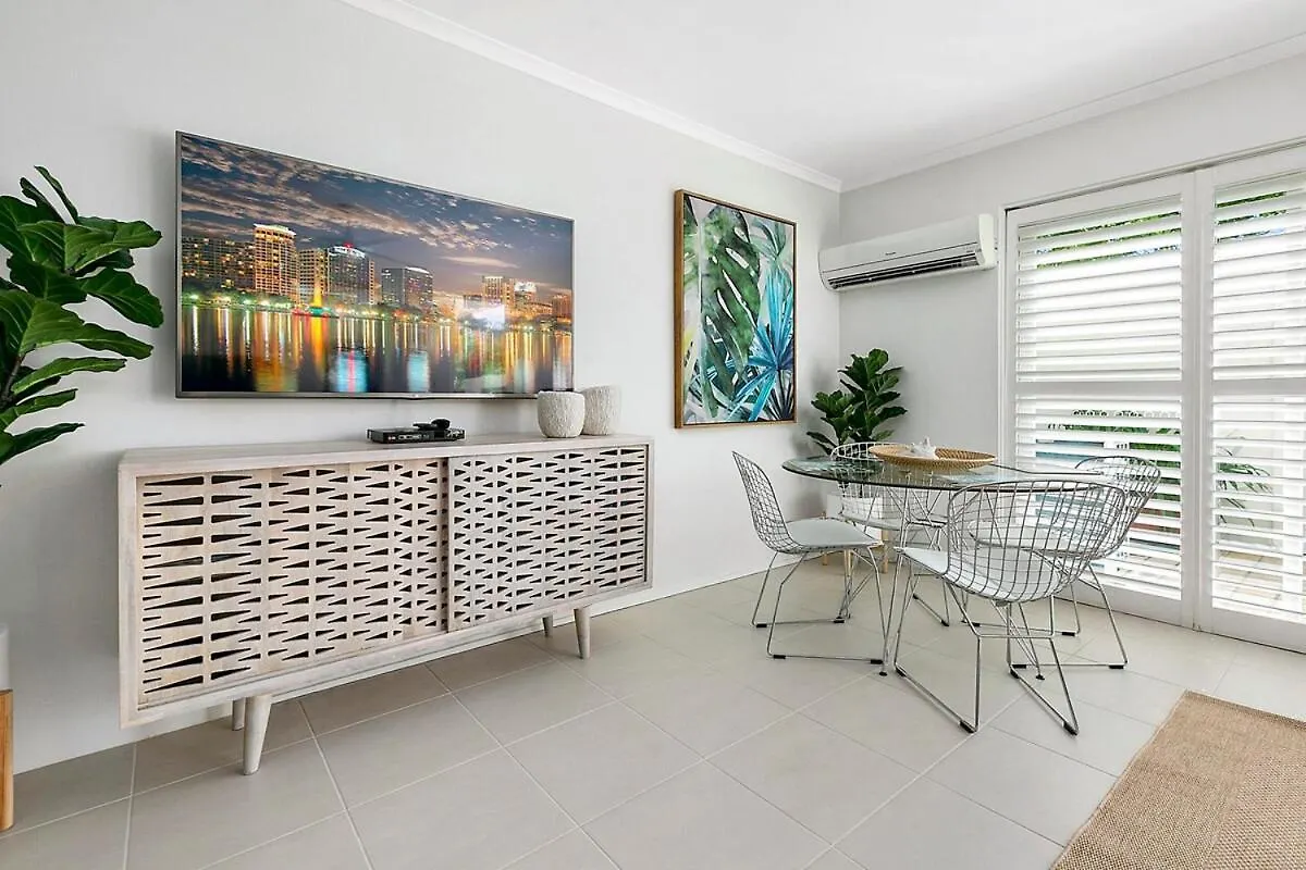 Portofino 3 Beachfront In A Boutique Complex 努萨